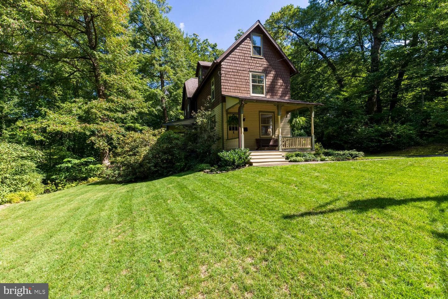 7 Walt Lane photo 42