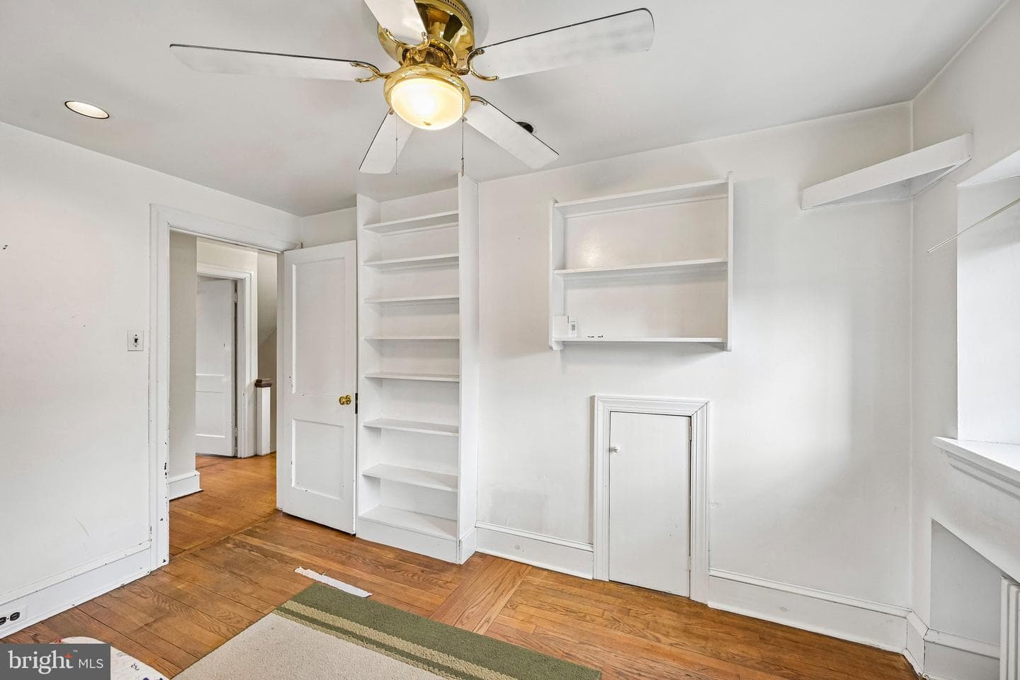 123 Montgomery Avenue photo 36