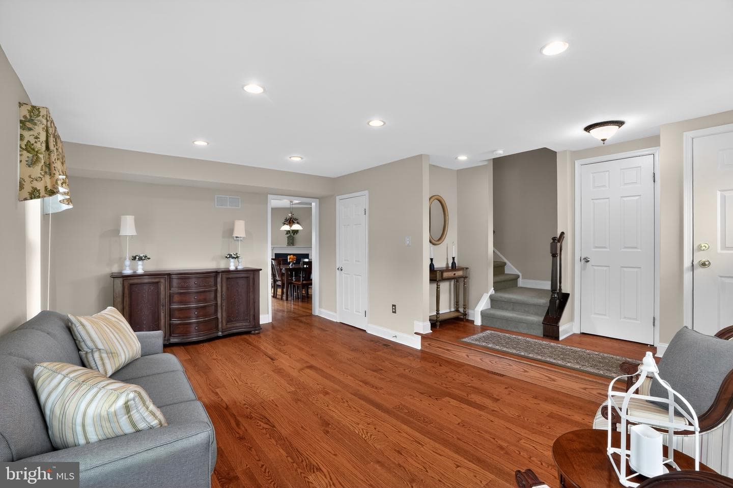 1305 Basswood Grove photo 5