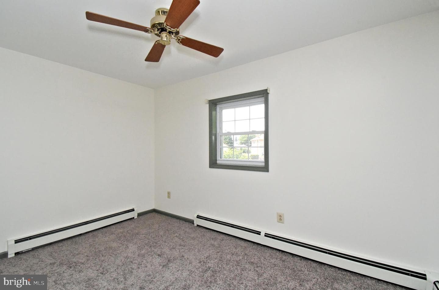 528 Berkley Avenue photo 30
