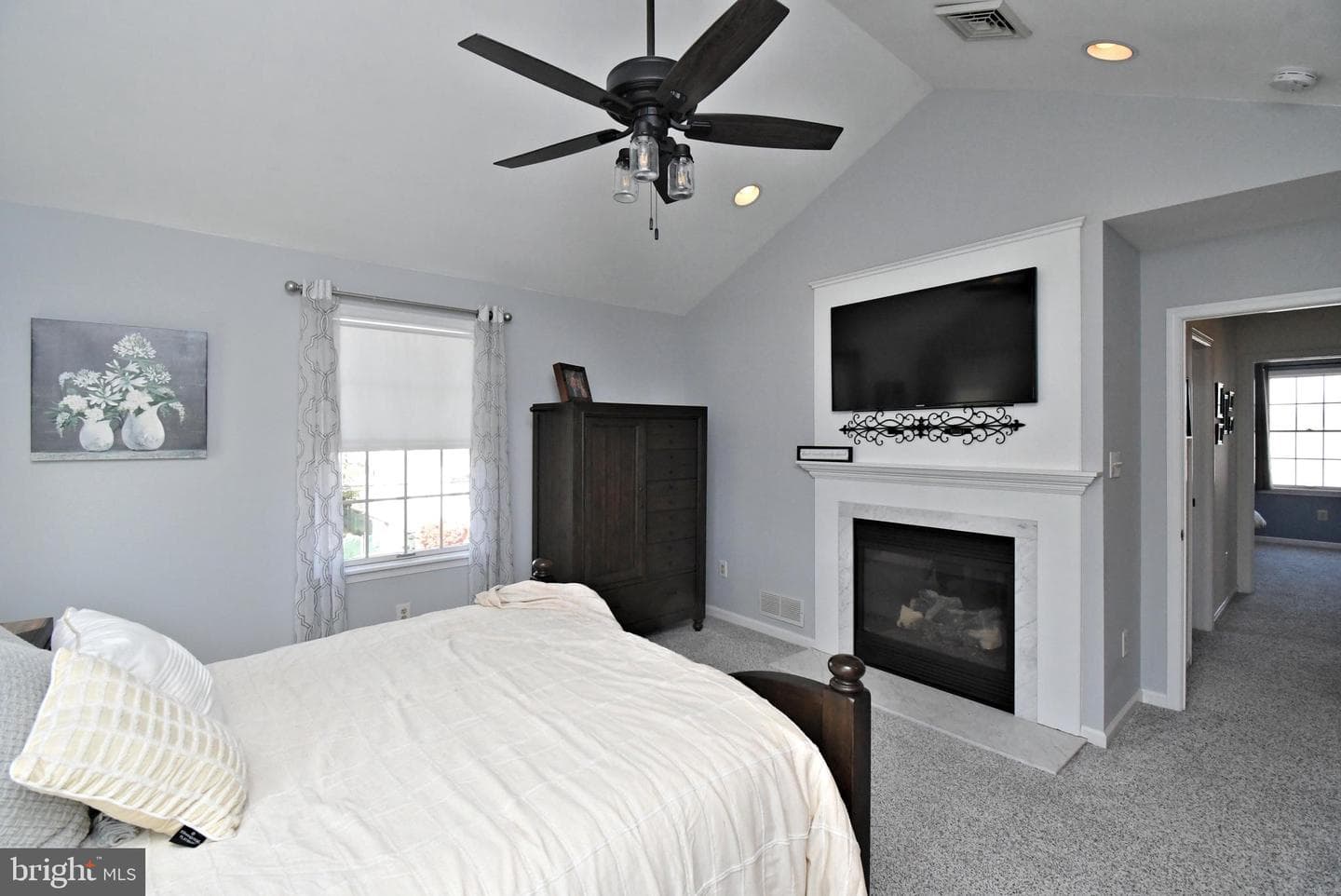 528 Berkley Avenue photo 40