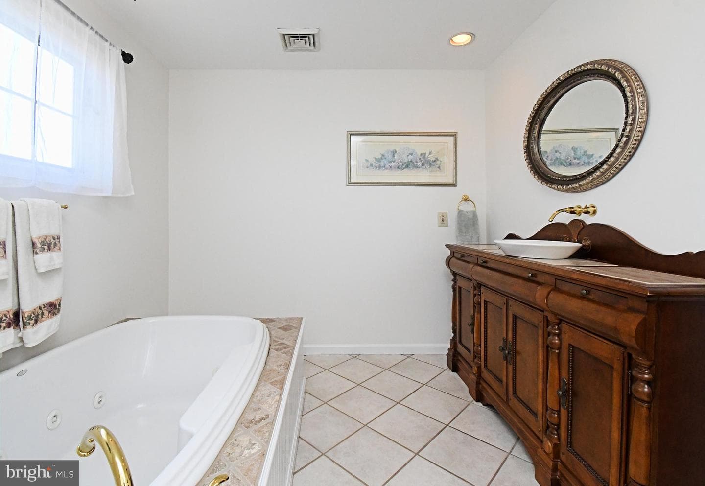 528 Berkley Avenue photo 43