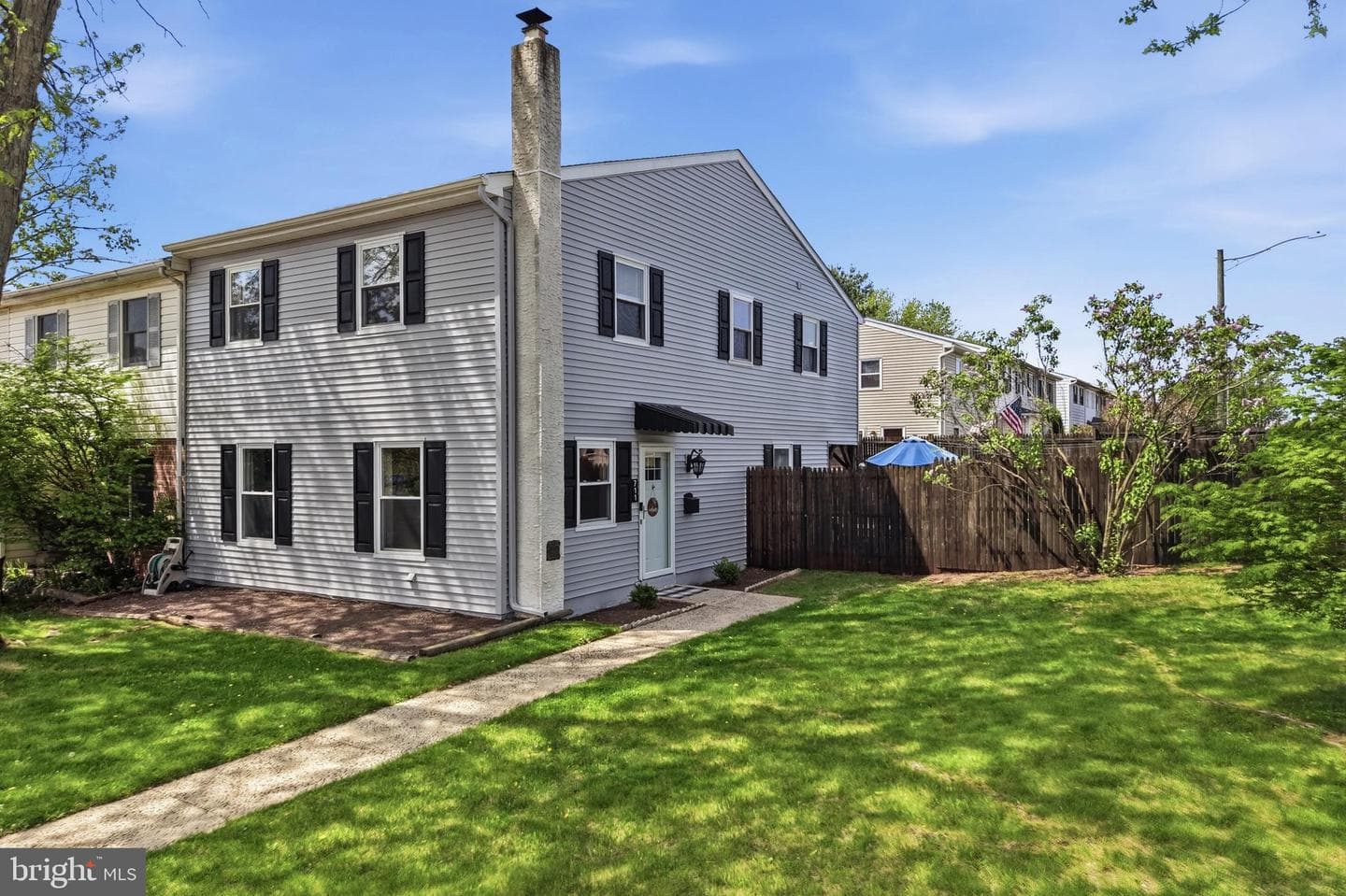 711 Hamilton Road photo 3