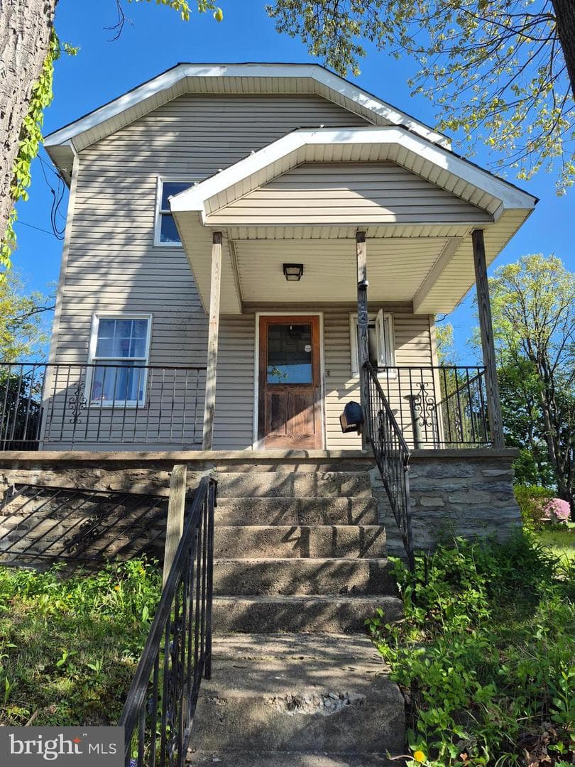 337 Edge Hill Road photo 1
