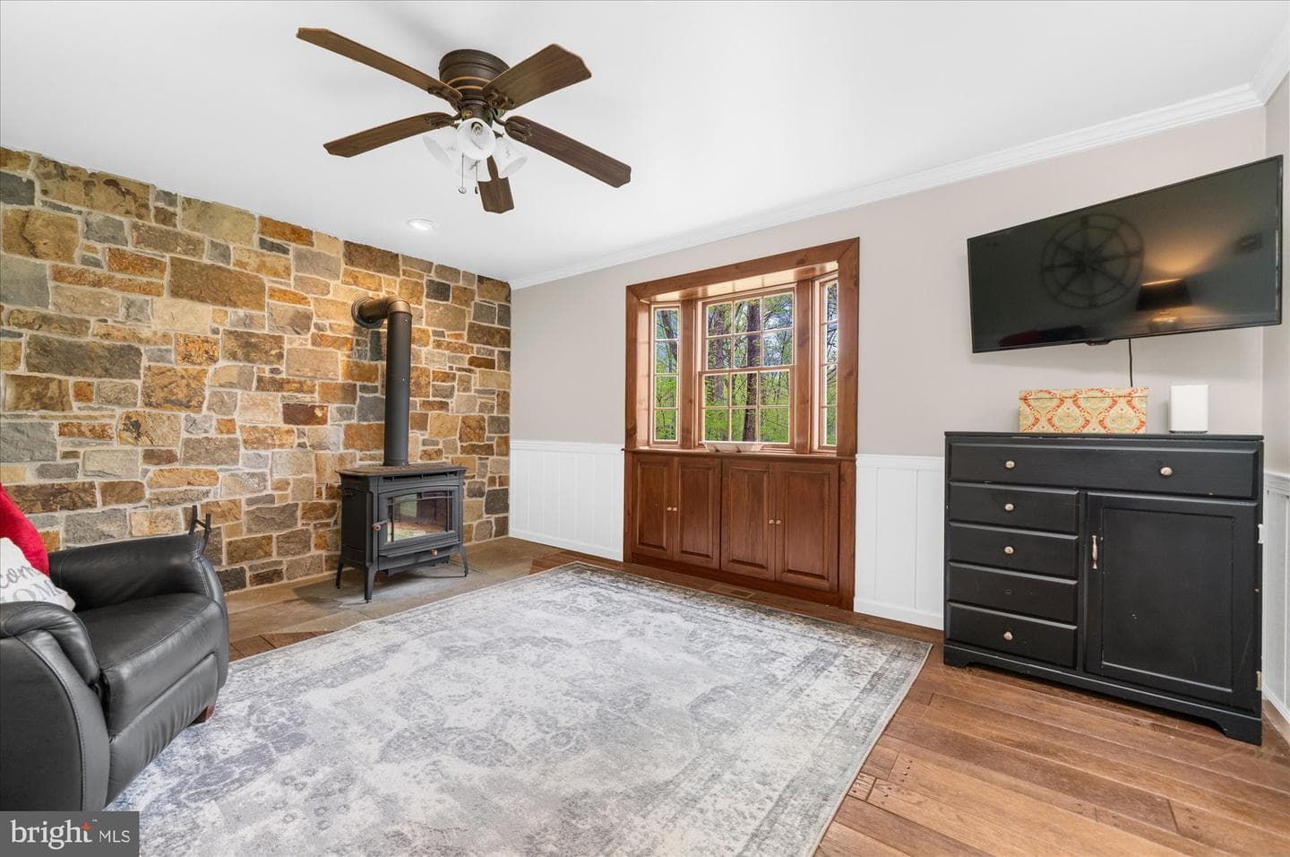 2942 Baas Road photo 4