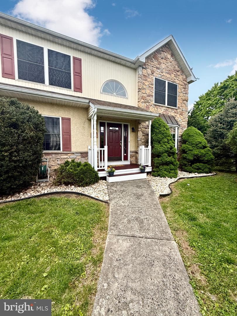 358 Peachtree Drive photo 3