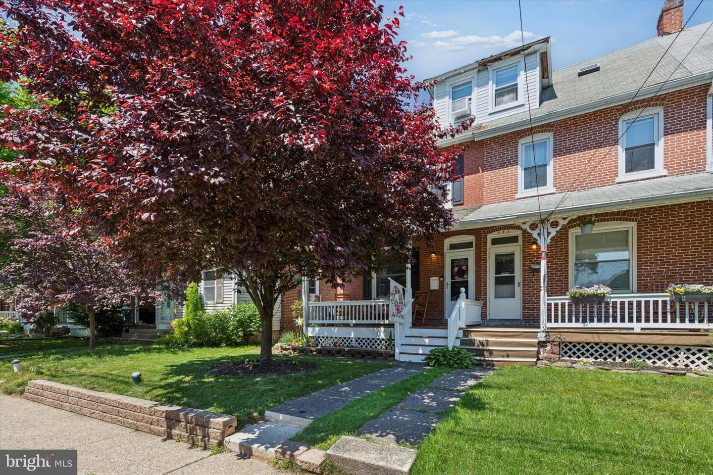 347 York Avenue photo 2