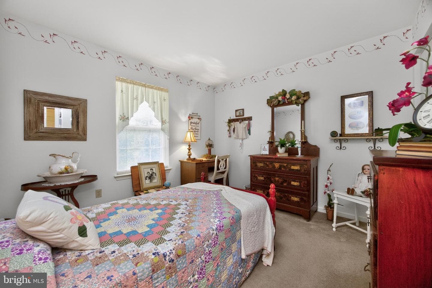142 Bartlett Court photo 29