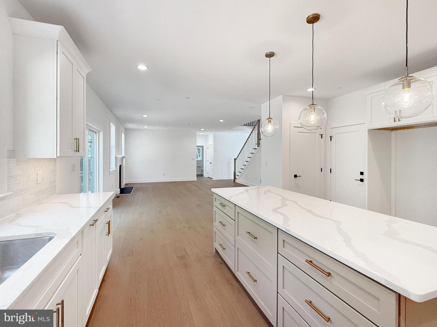 1823 N Line Street photo 16