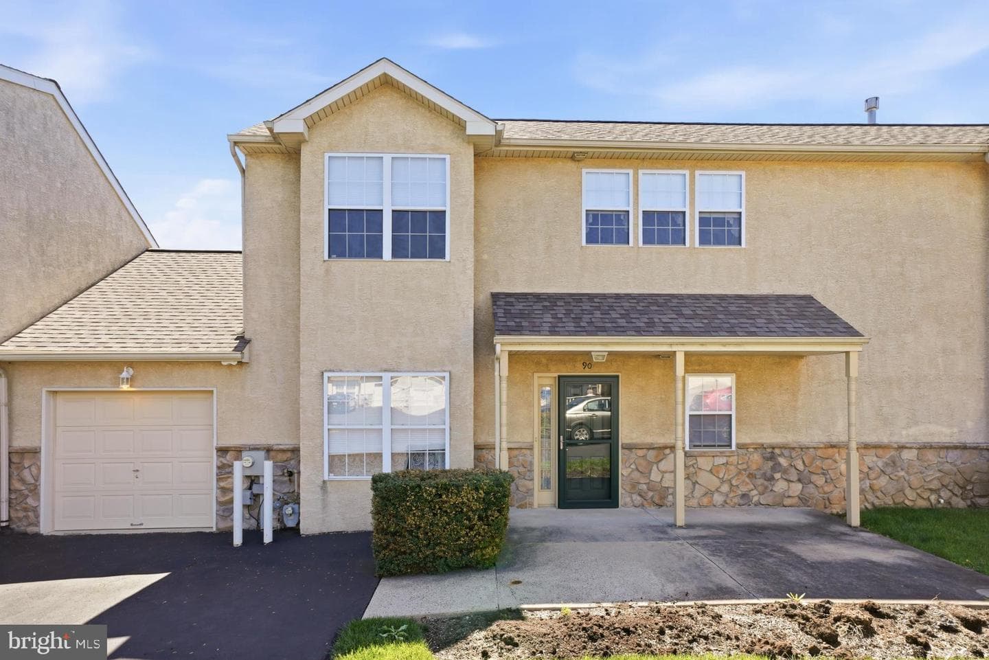 90 Stuart Drive
