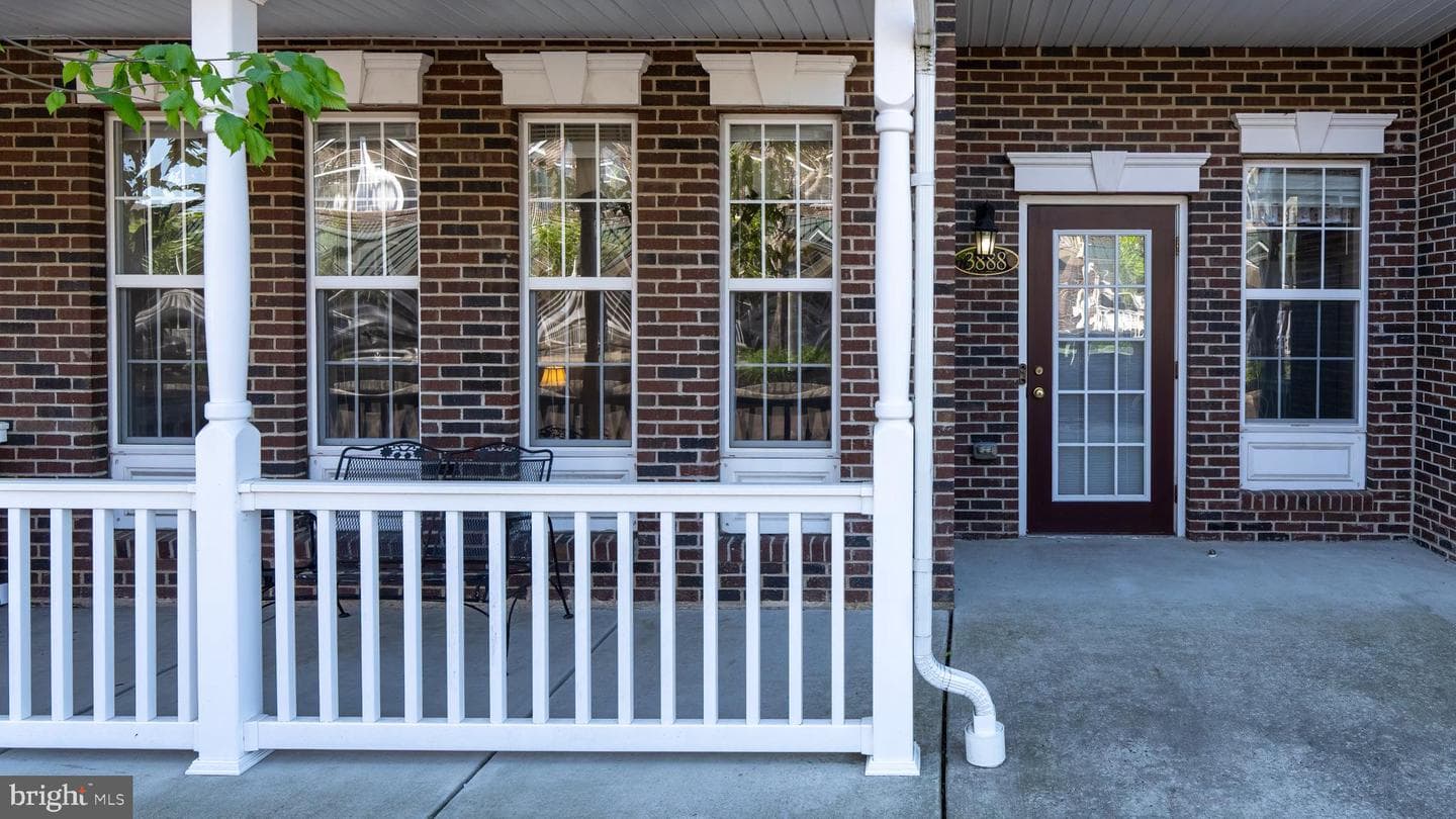 3888 Ashland Drive #b photo 2