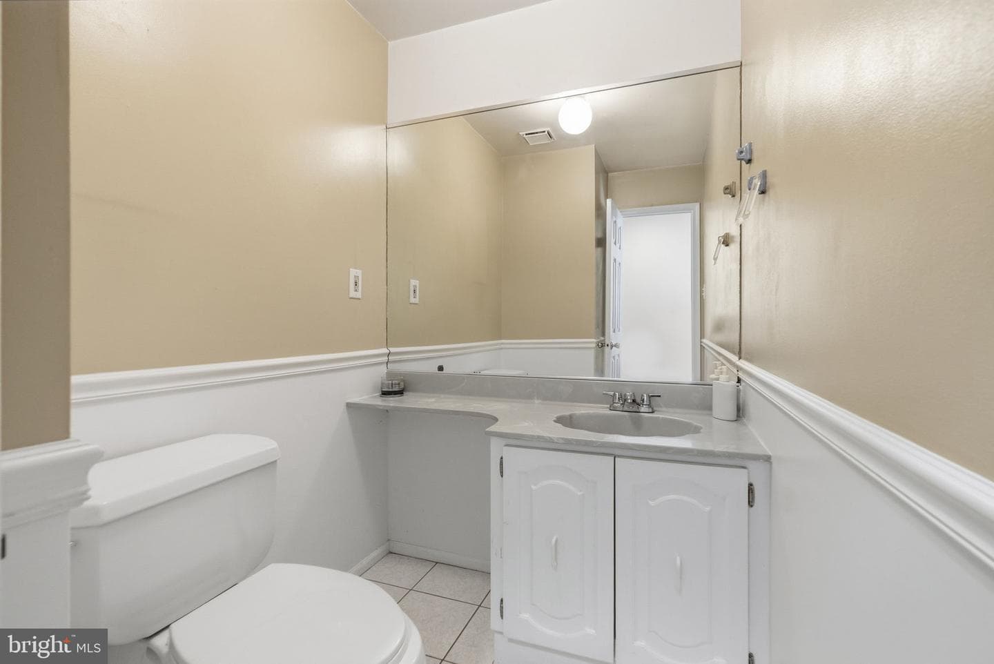 605 Wyndrise Drive photo 15