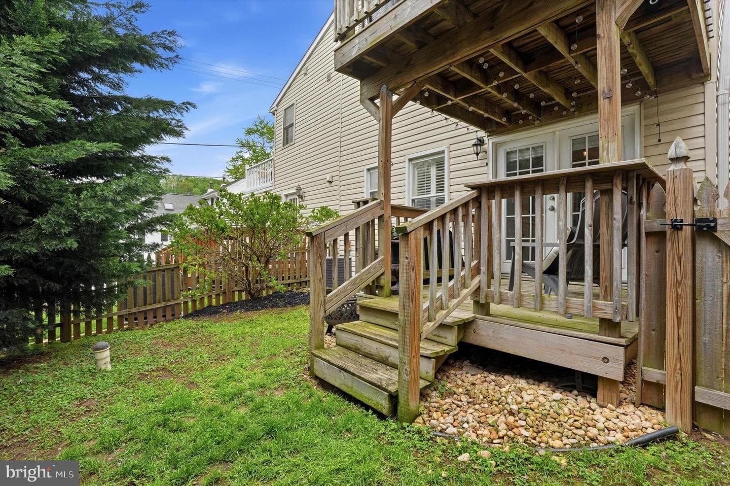102 Cedar Avenue photo 23