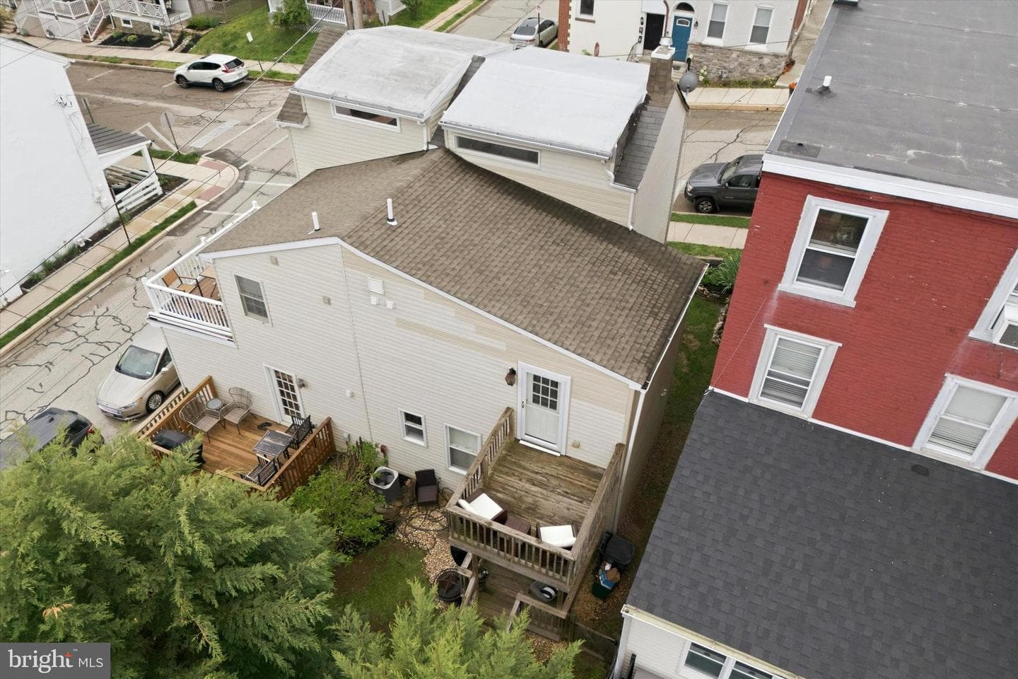 102 Cedar Avenue photo 28