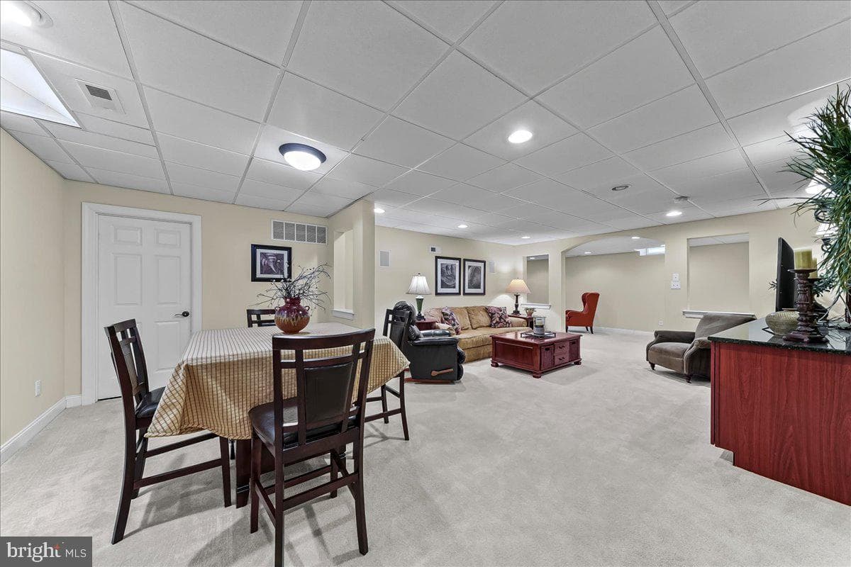196 Sloan Road photo 32