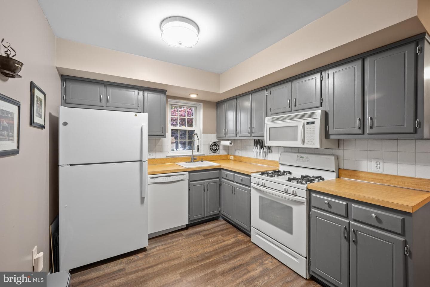 19 Loney Street photo 7