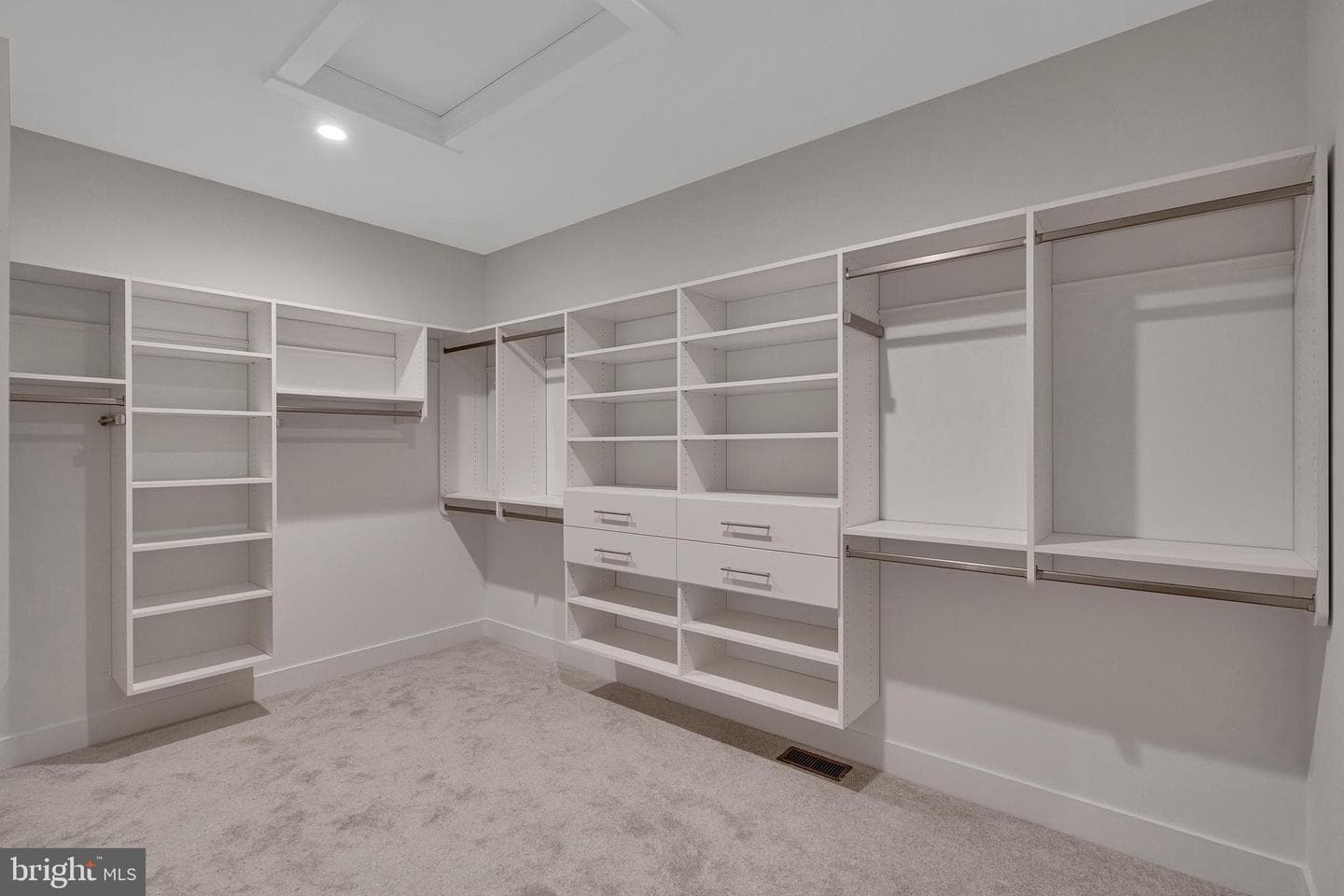 734 Emory Ct. photo 16