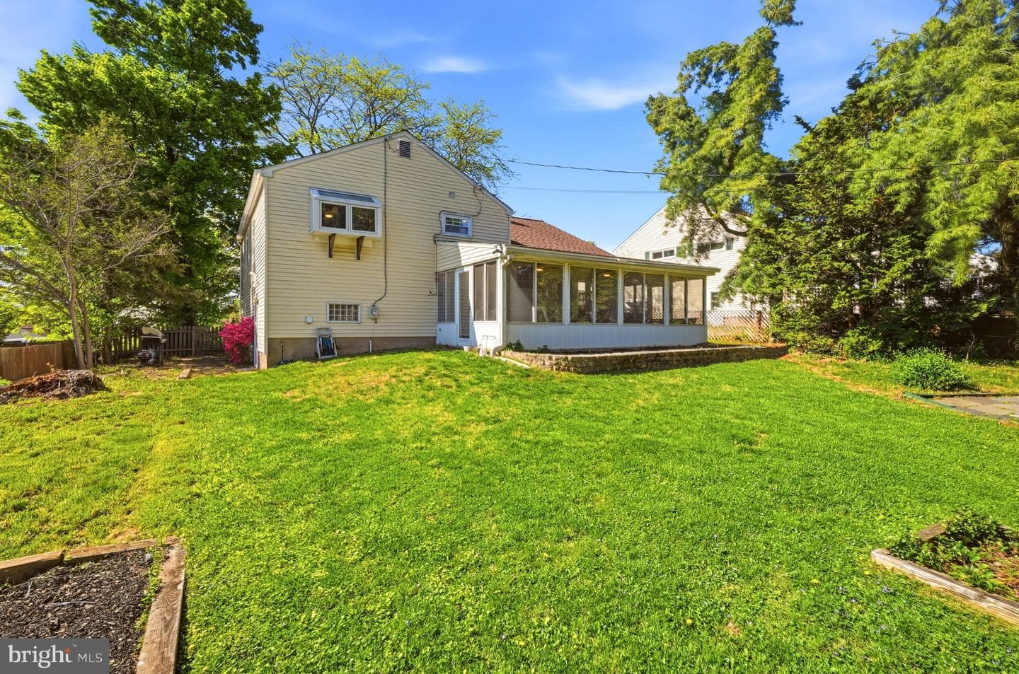 515 Melody Lane photo 7