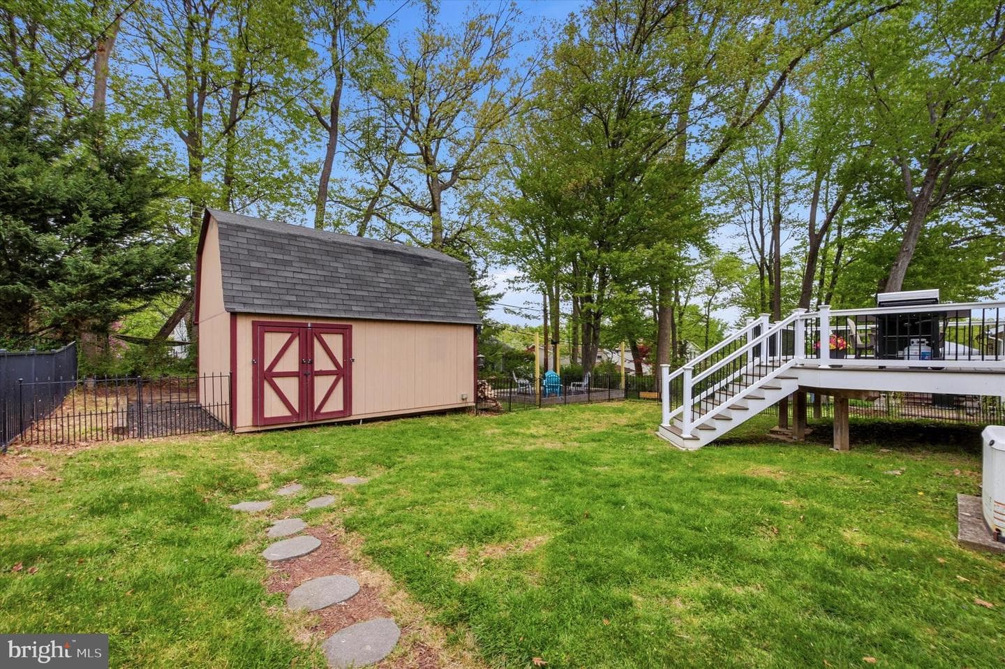 181 Windmill Road photo 24