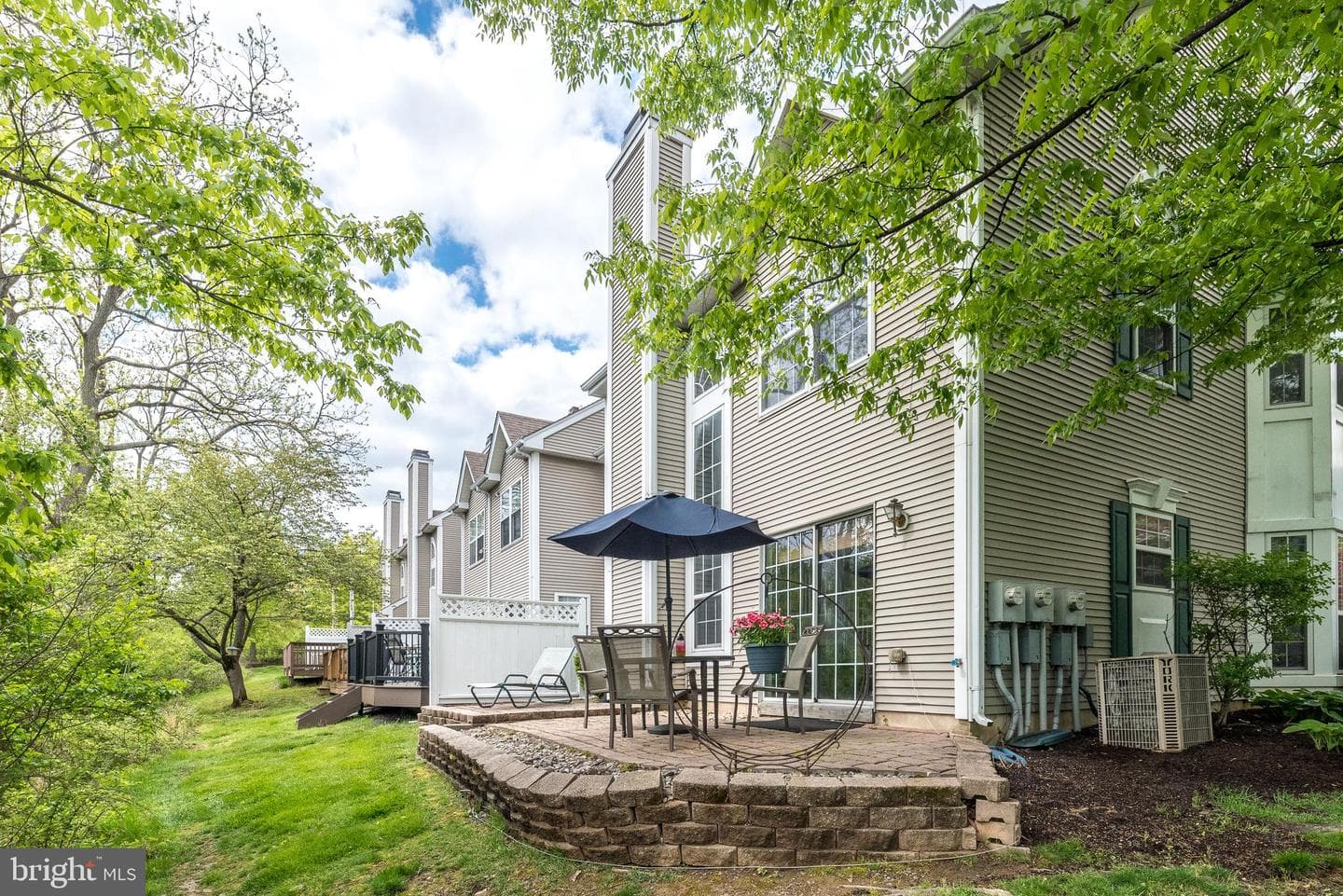 108 Ascot Court photo 5