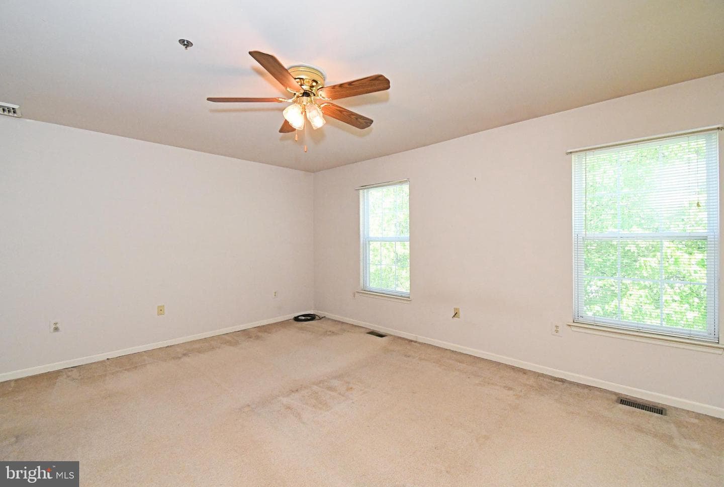 601 Brentwood Court photo 23