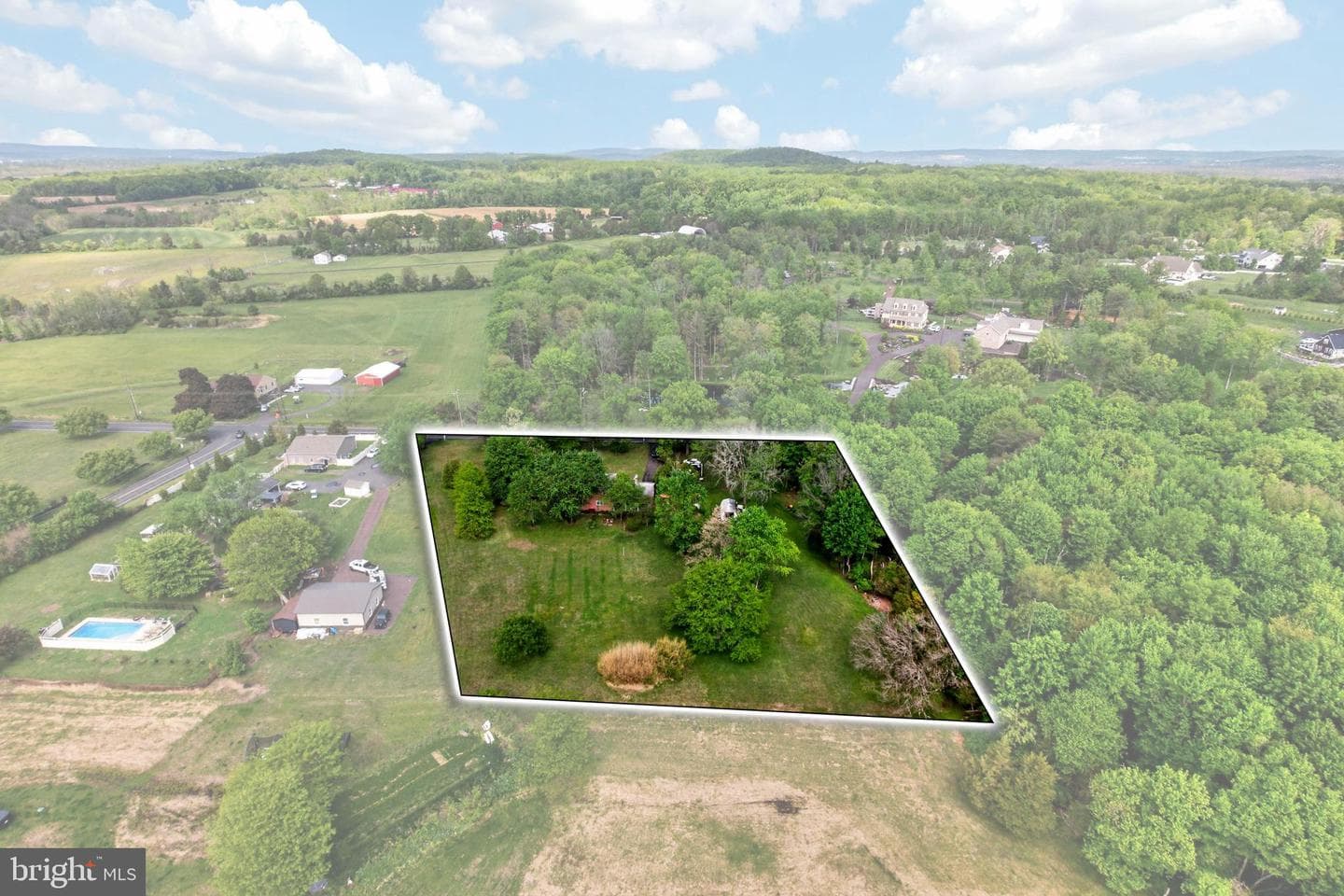 314 Neiffer Road photo 59