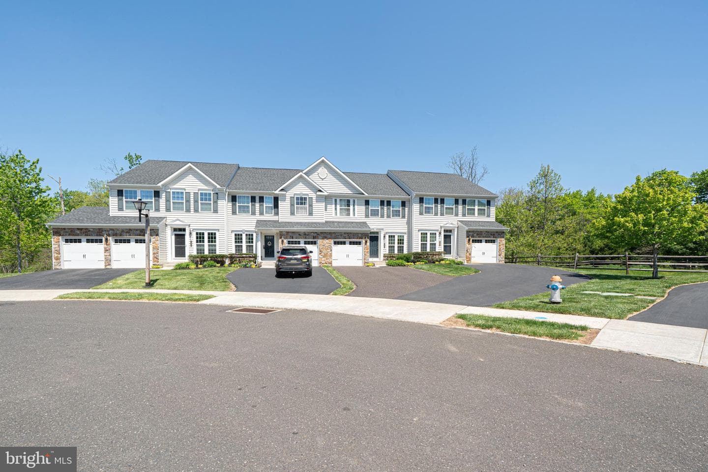 143 Briarwood Lane photo 3