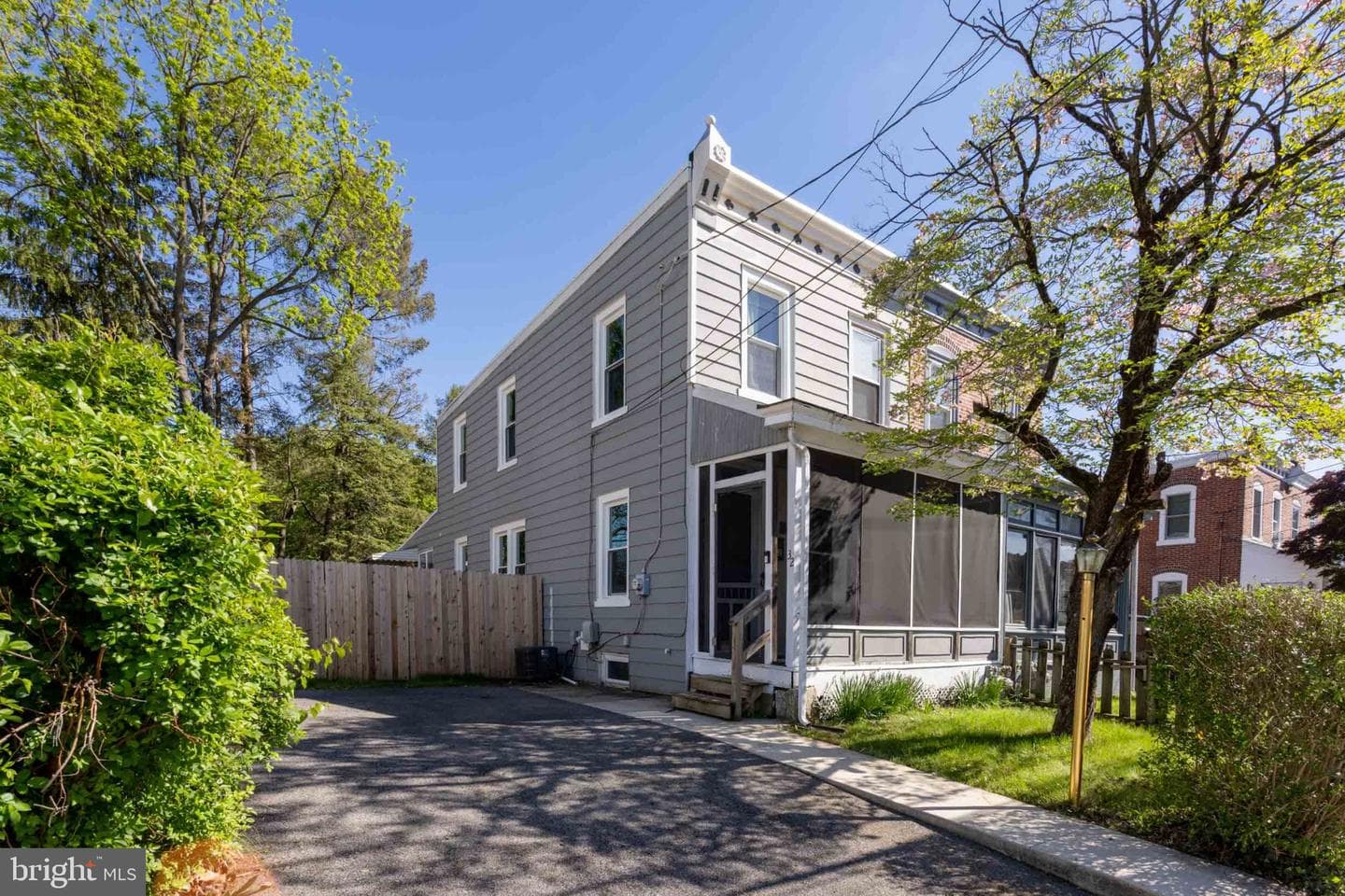 32 Jefferson Avenue
