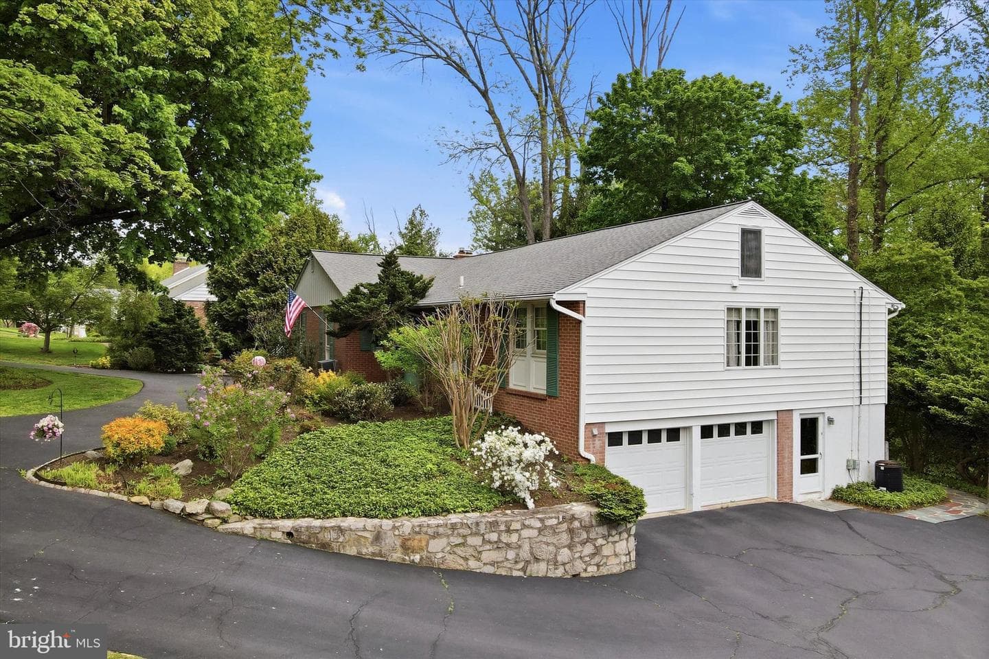 1811 Sharon Road photo 30