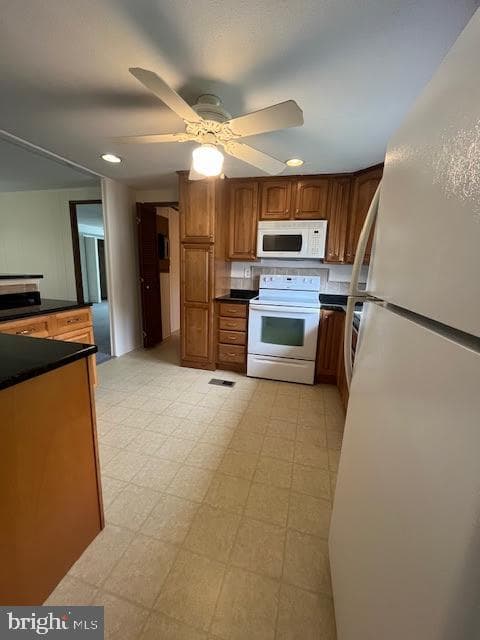 527 Ramblewood Lane photo 11