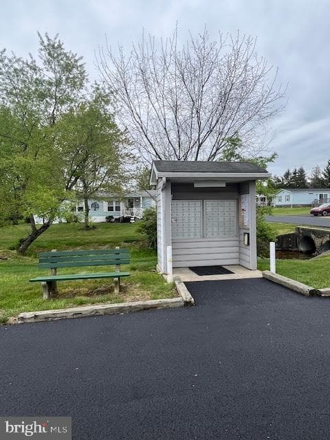 527 Ramblewood Lane photo 19