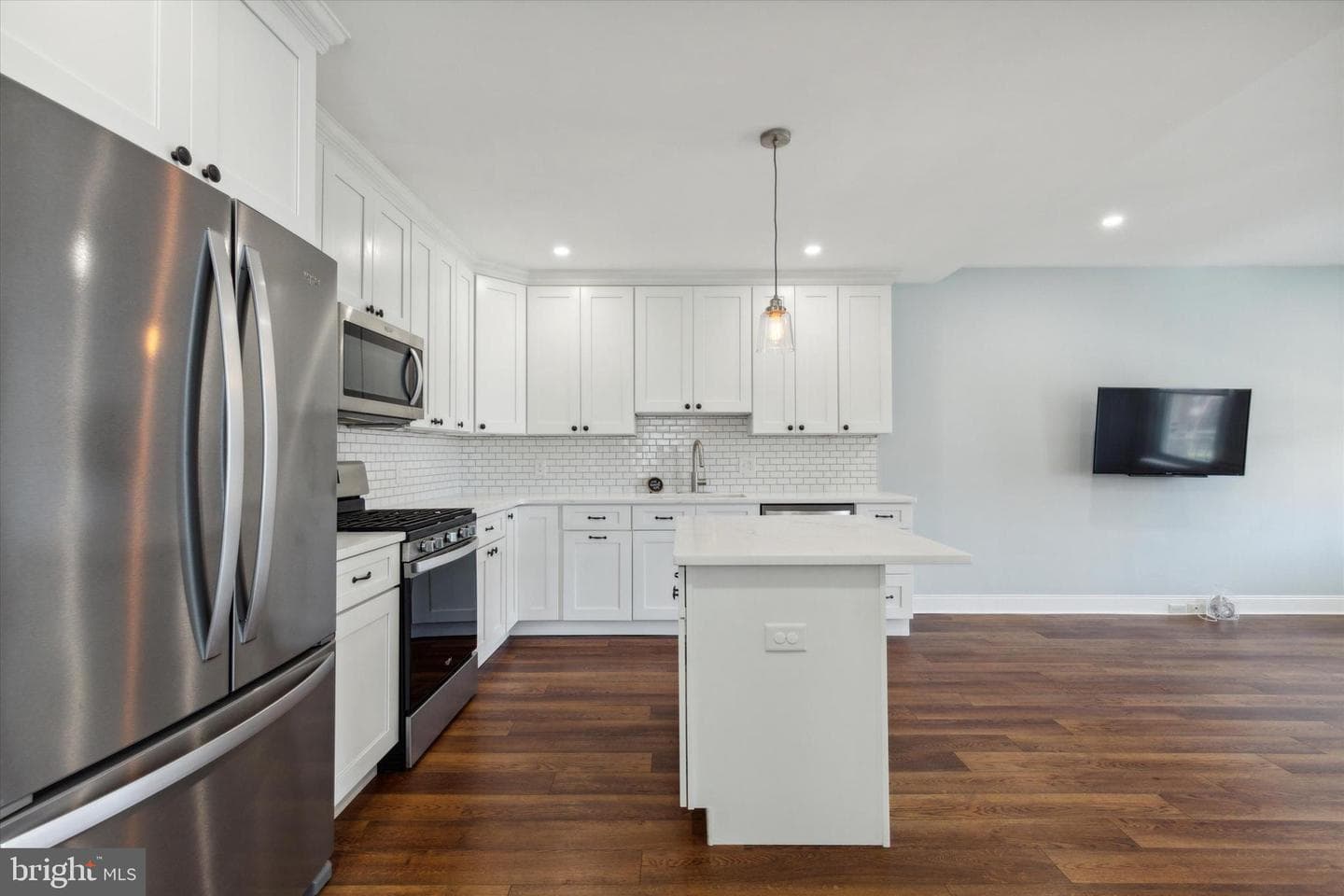332 Spring Mill Avenue photo 12