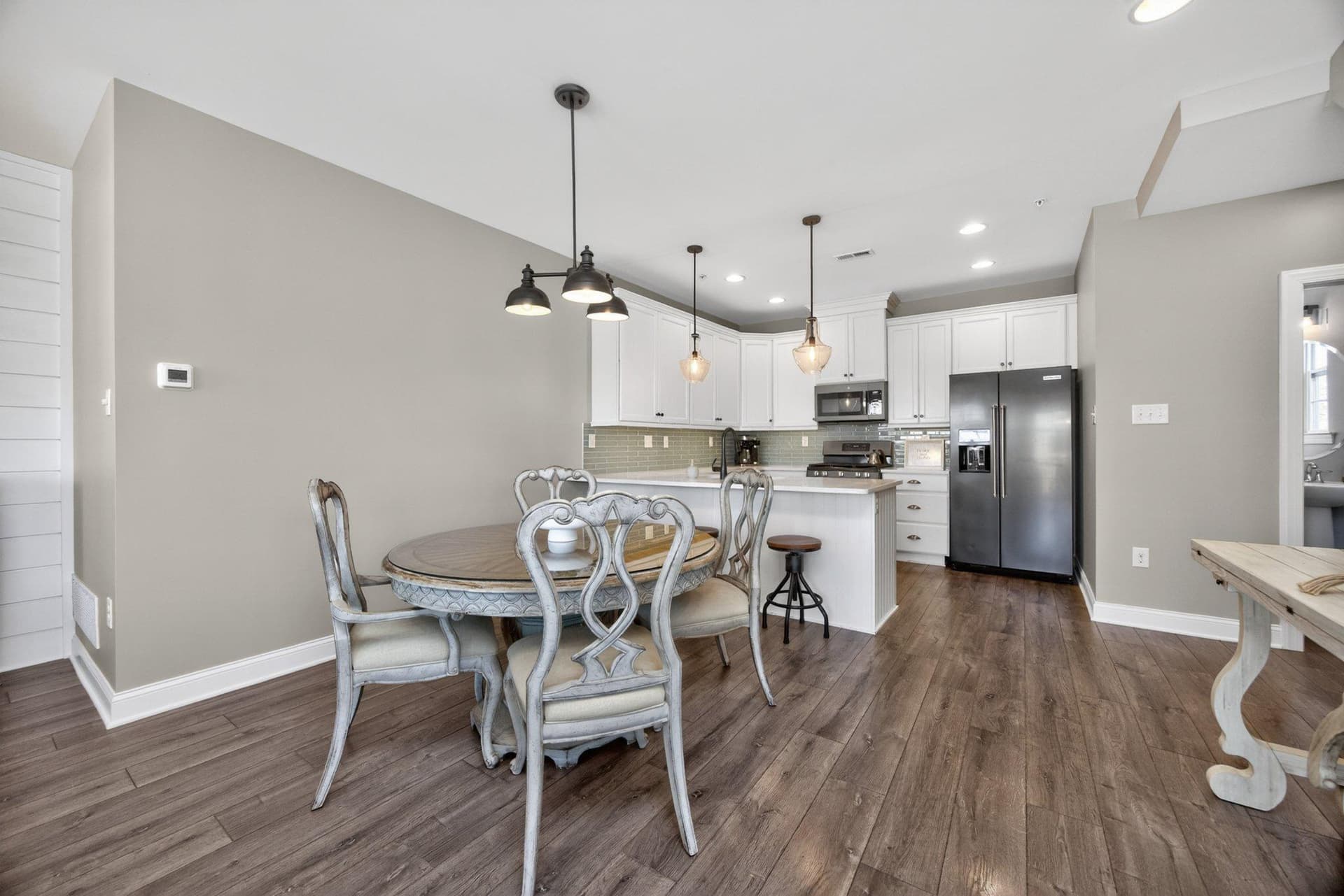 21 N Mitchell Avenue photo 10