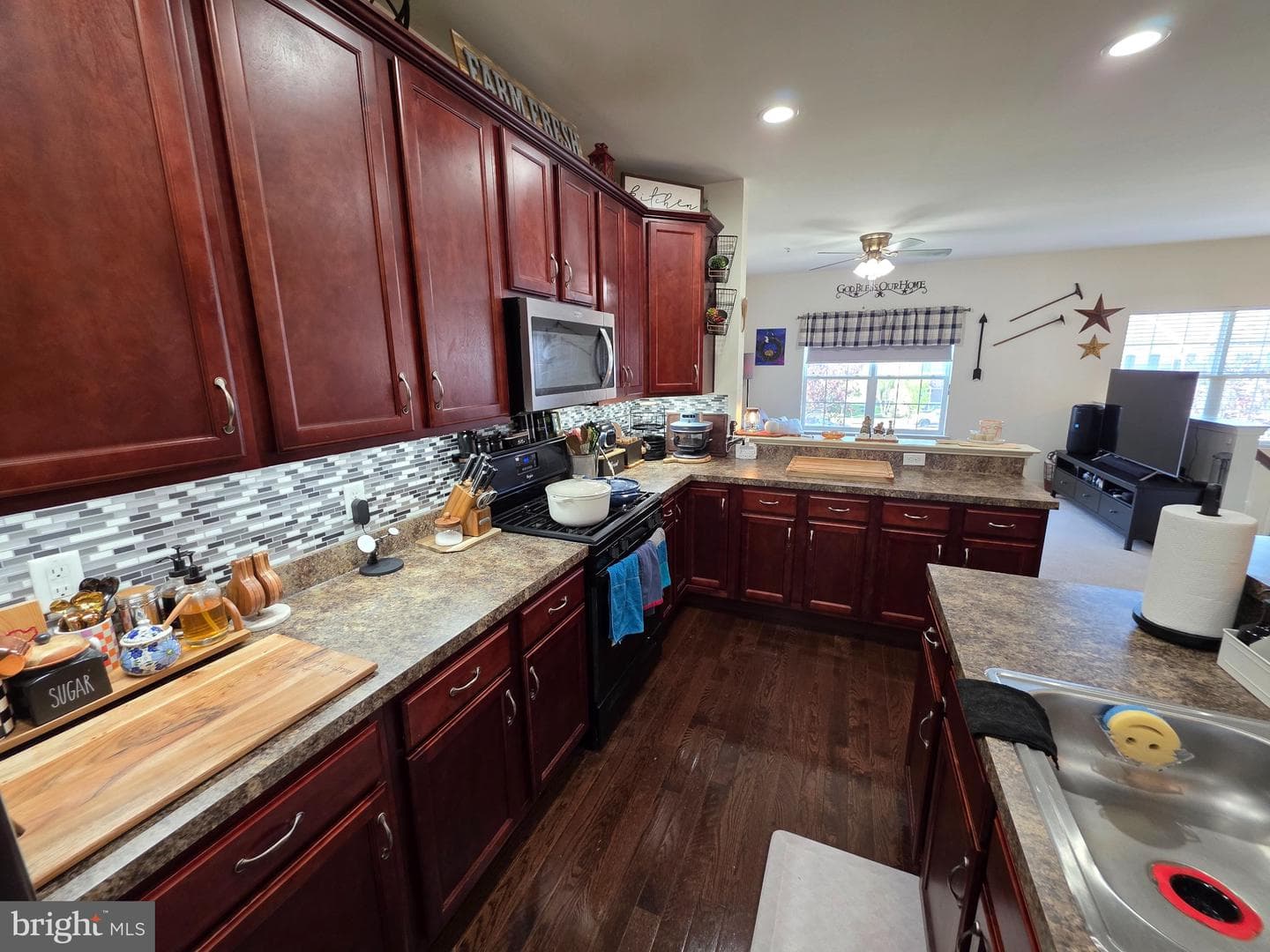 2125 Hayward Avenue photo 18
