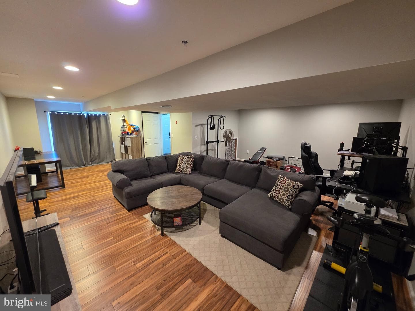 2125 Hayward Avenue photo 41