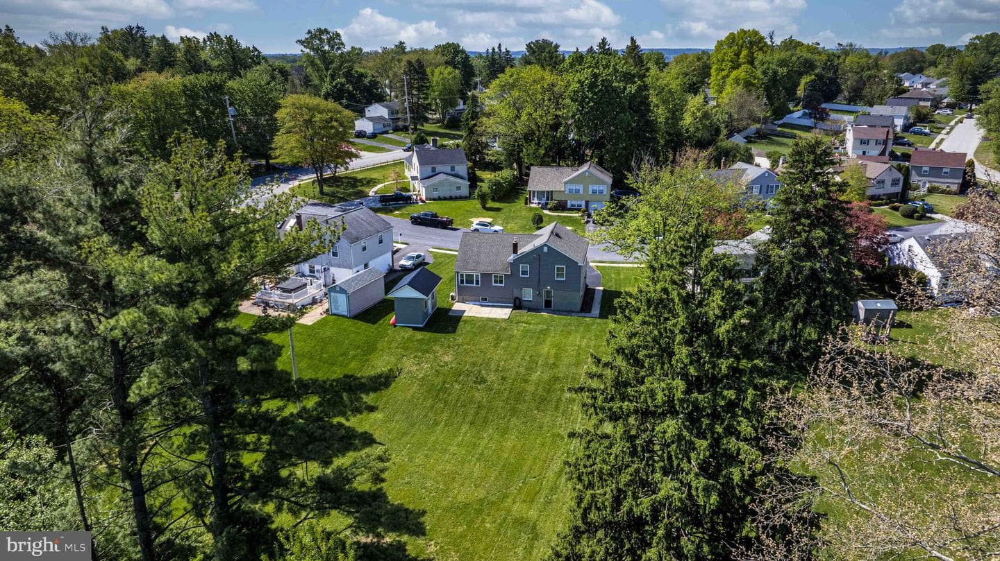 505 Wellington Road photo 39