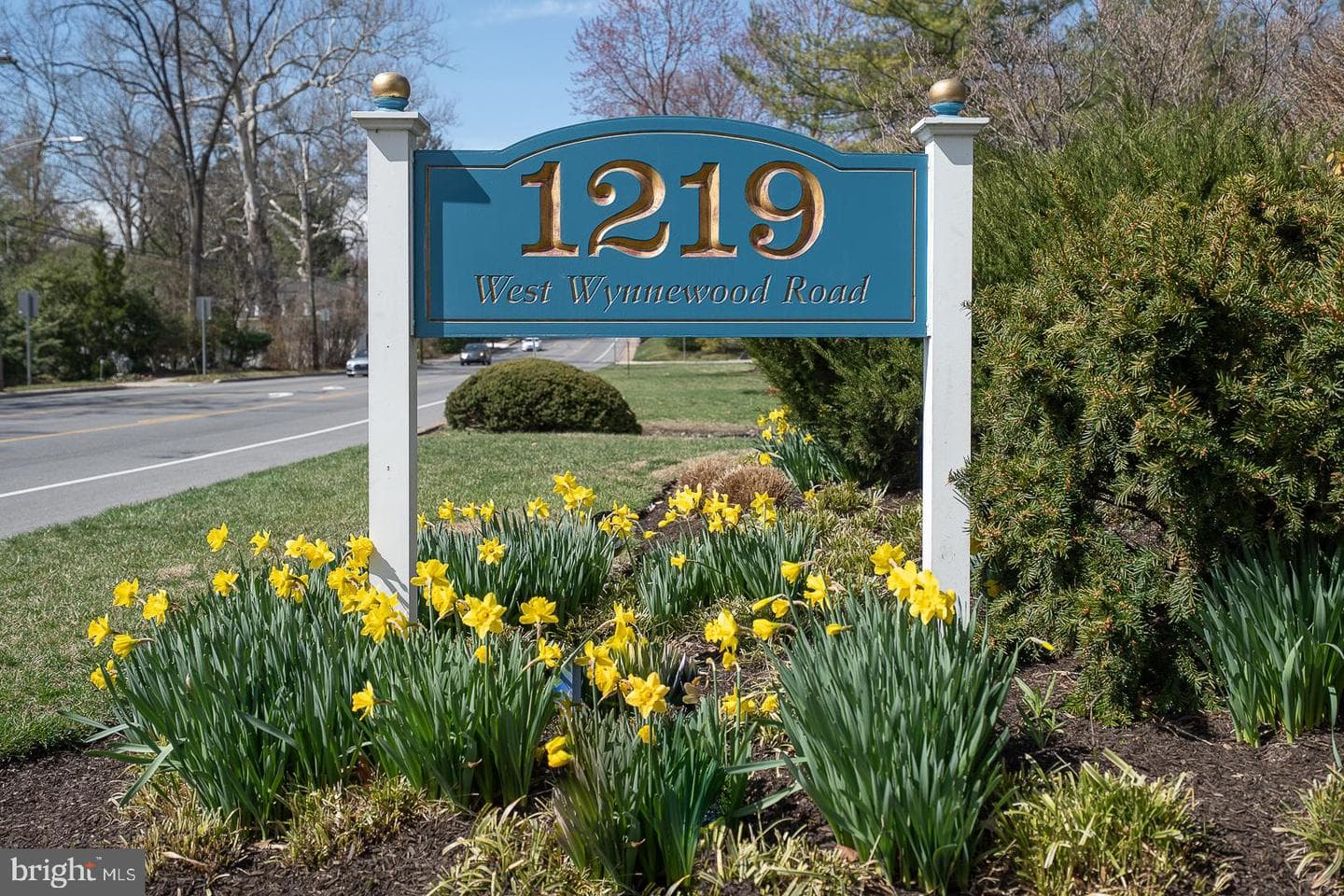 1219 W Wynnewood Road #208 photo 1