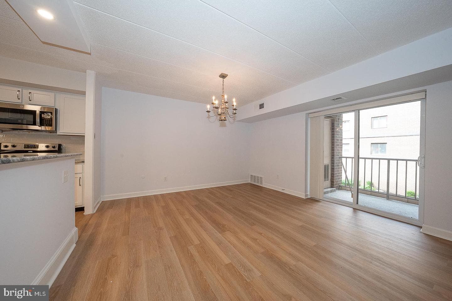 1219 W Wynnewood Road #208 photo 13
