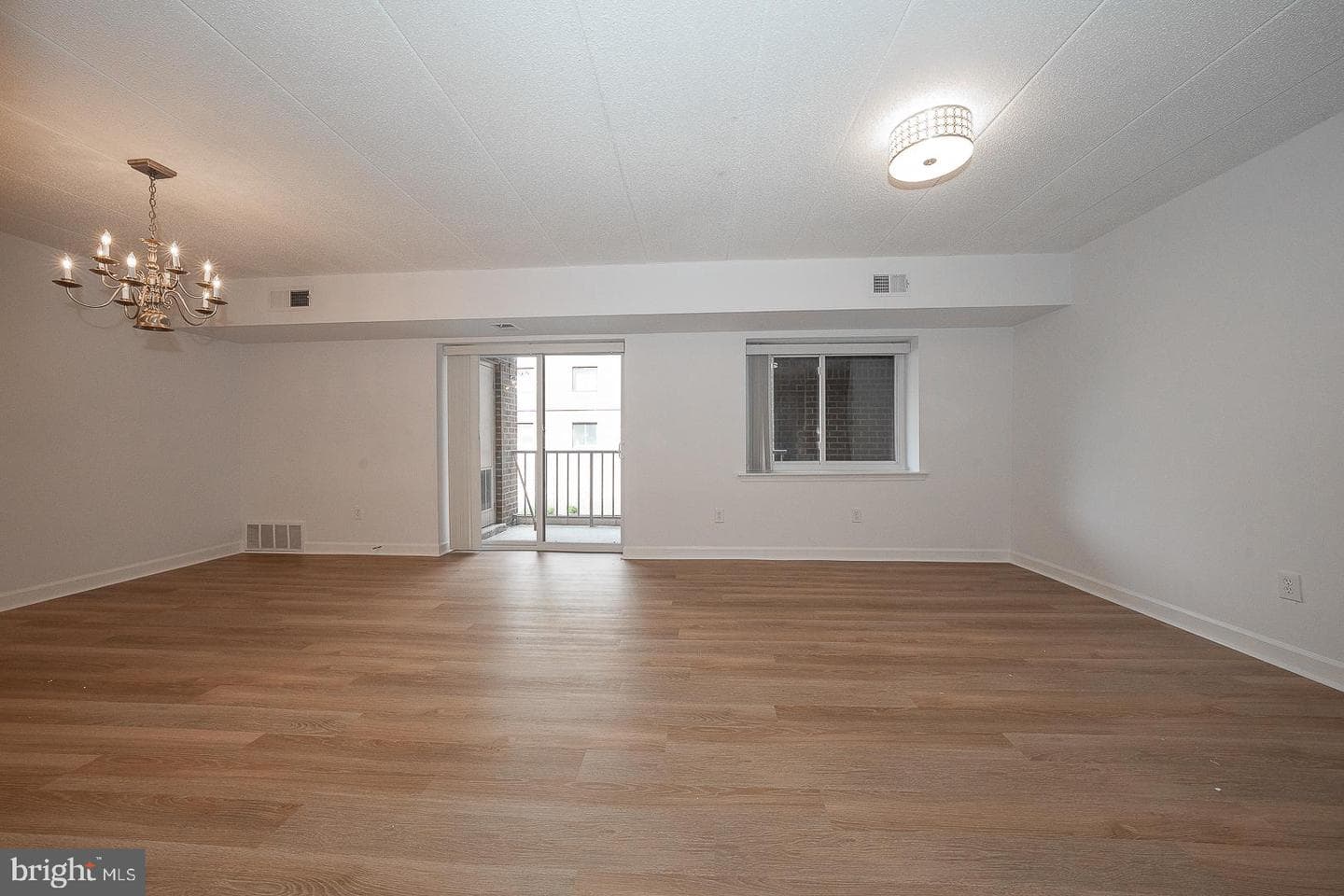 1219 W Wynnewood Road #208 photo 18