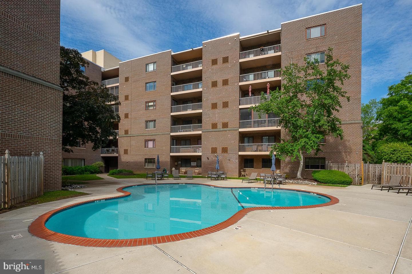 1219 W Wynnewood Road #208 photo 45