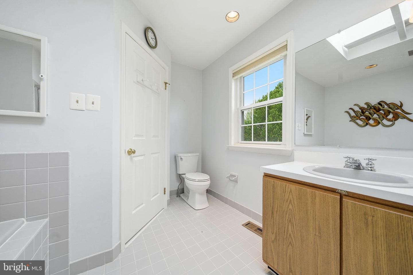 1833 Perrin Court photo 40