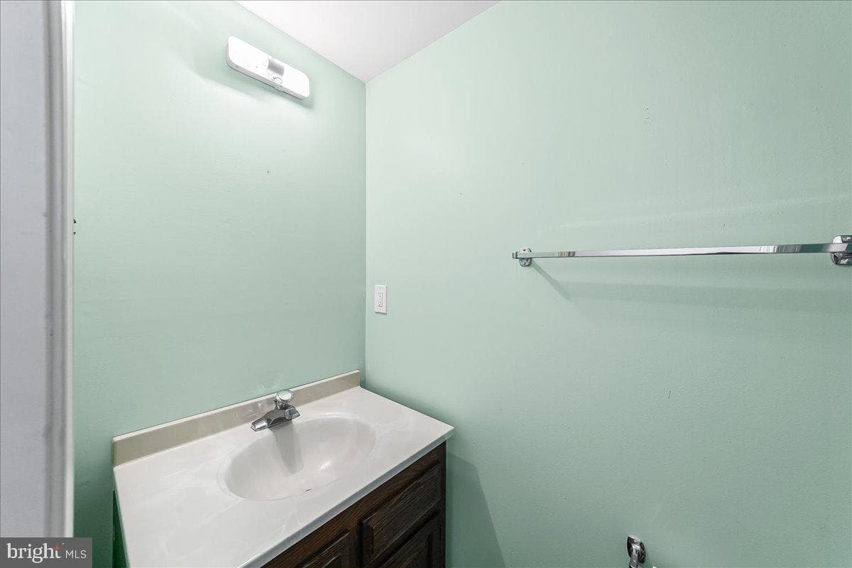 100 Llanalew Rd # 3C photo 10