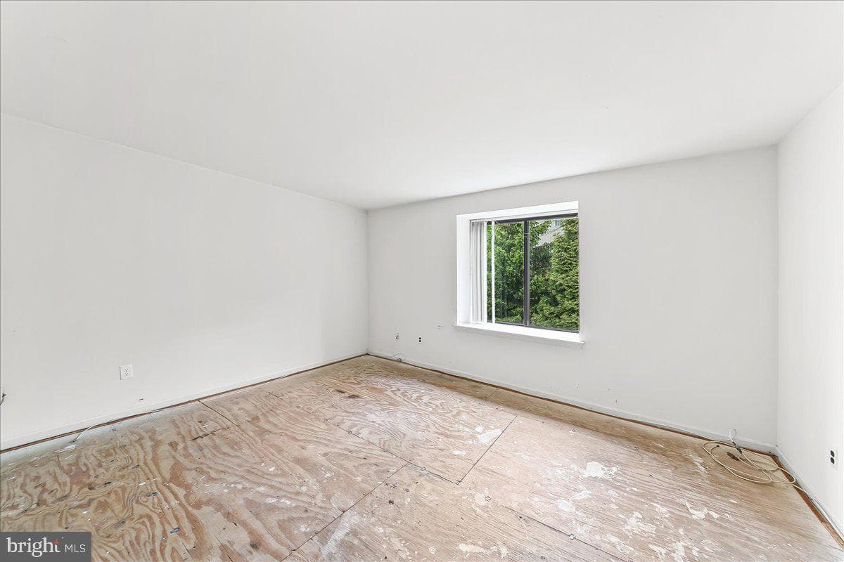 100 Llanalew Rd # 3C photo 18