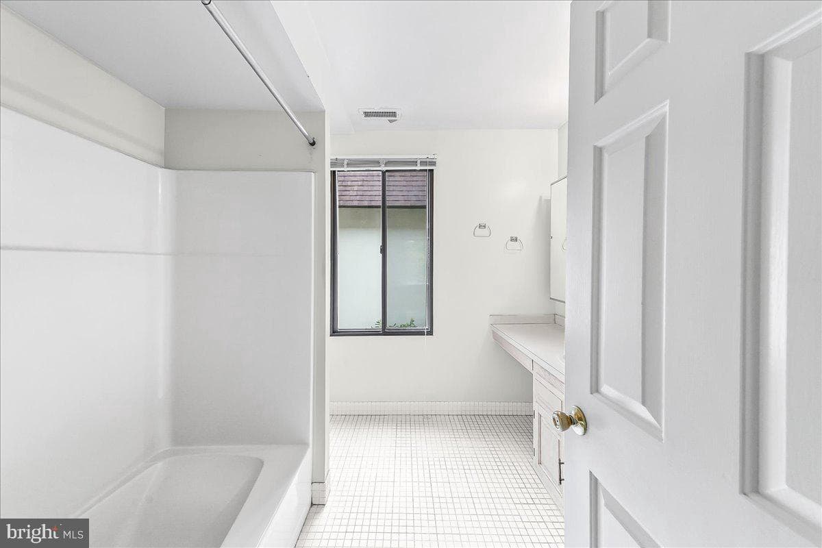 100 Llanalew Rd # 3C photo 20