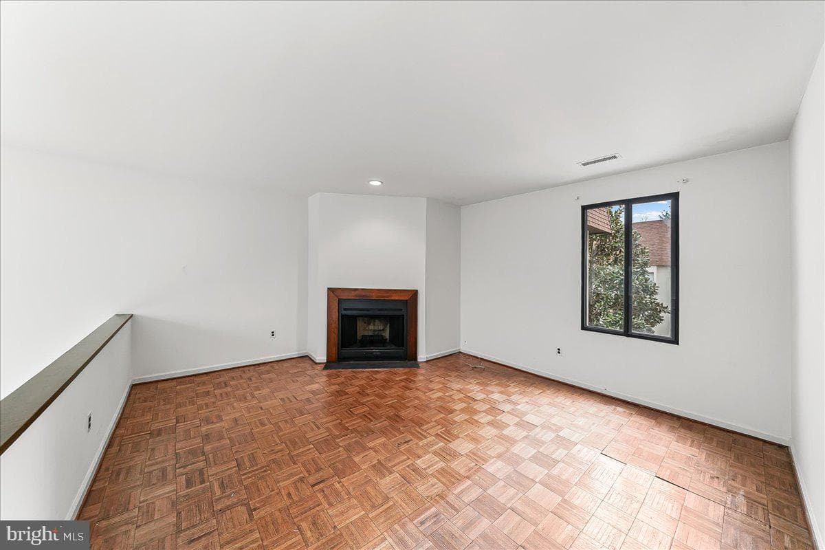 100 Llanalew Rd # 3C photo 22