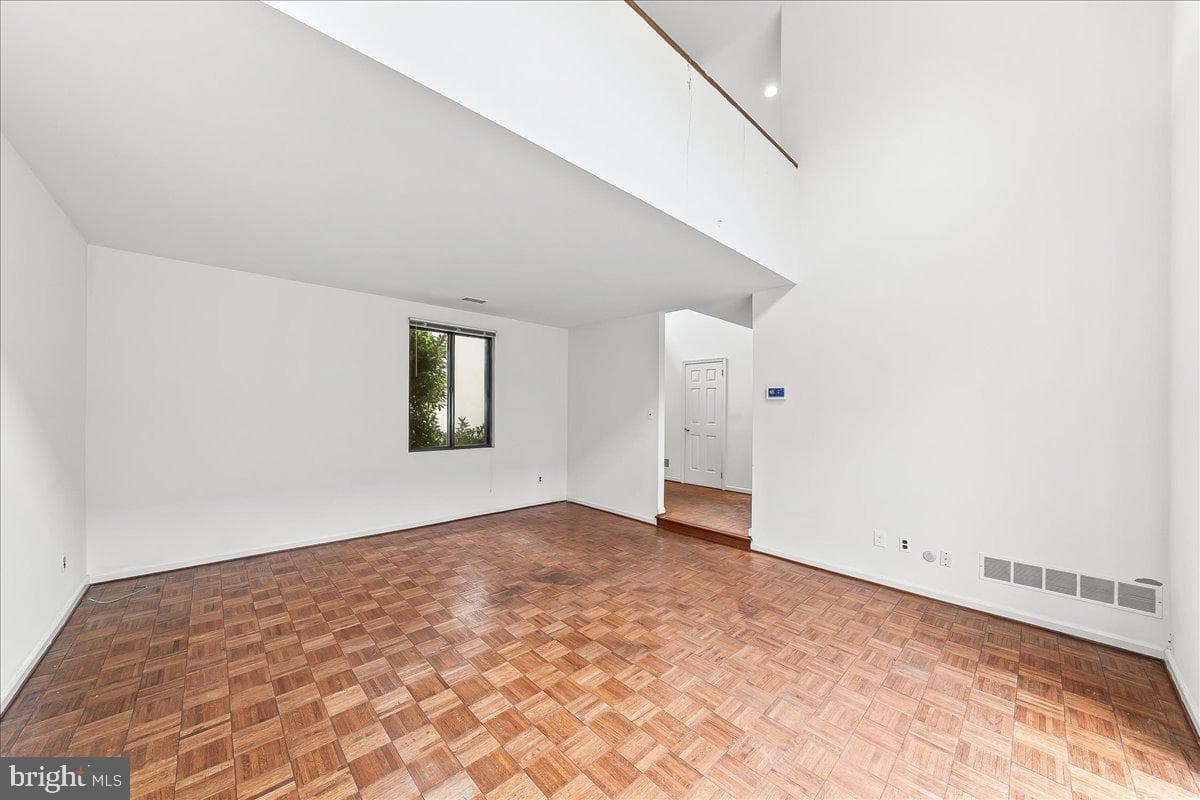 100 Llanalew Rd # 3C photo 8