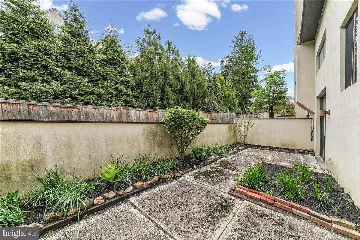 100 Llanalew Rd # 3C photo 9