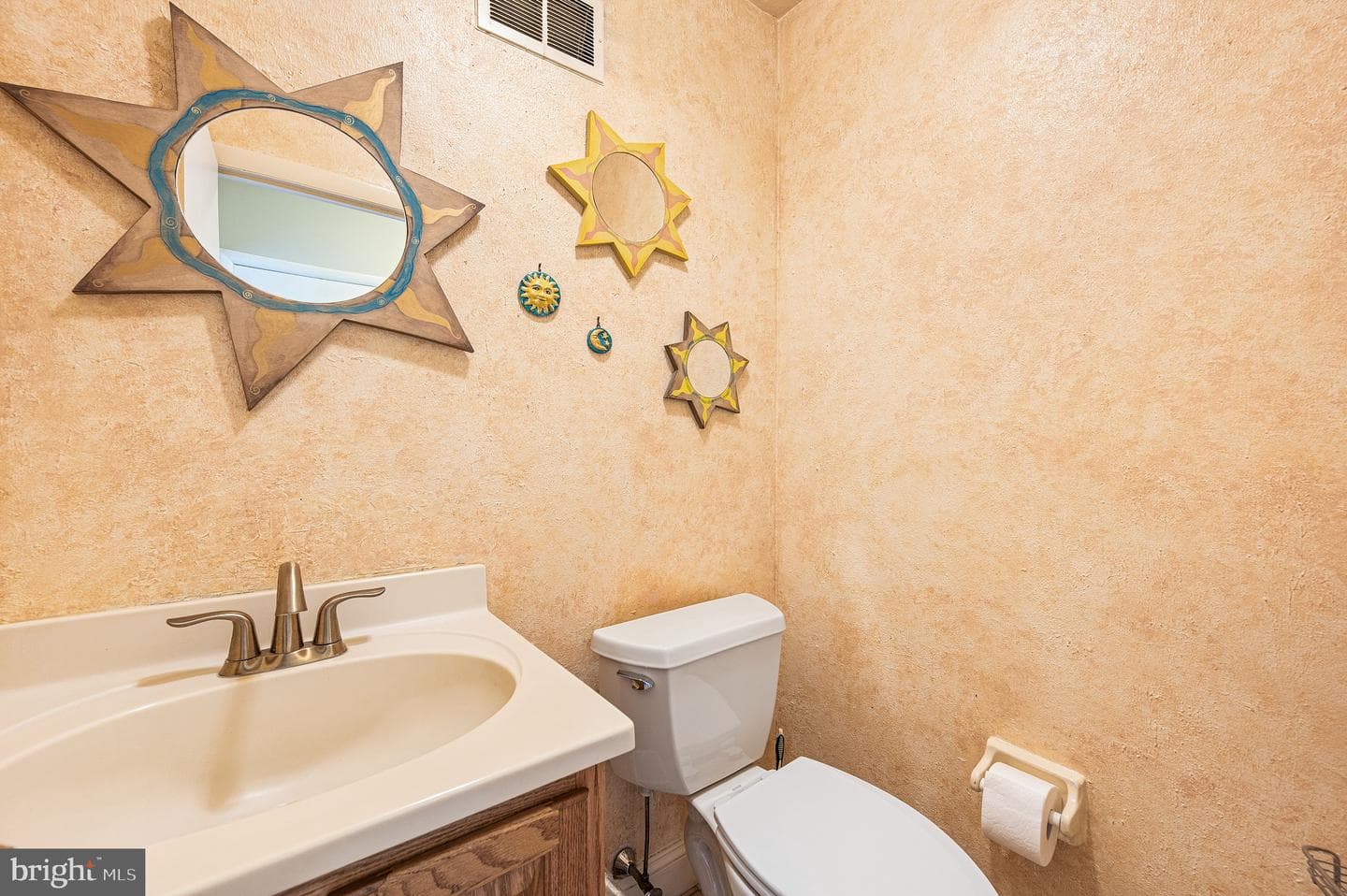149 Susan Dr photo 18