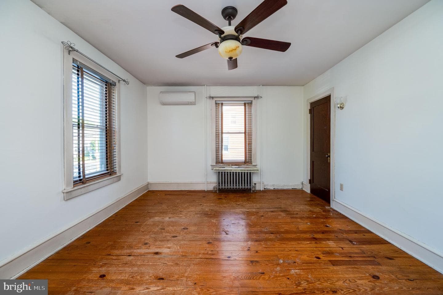 591 Dotts Street photo 29