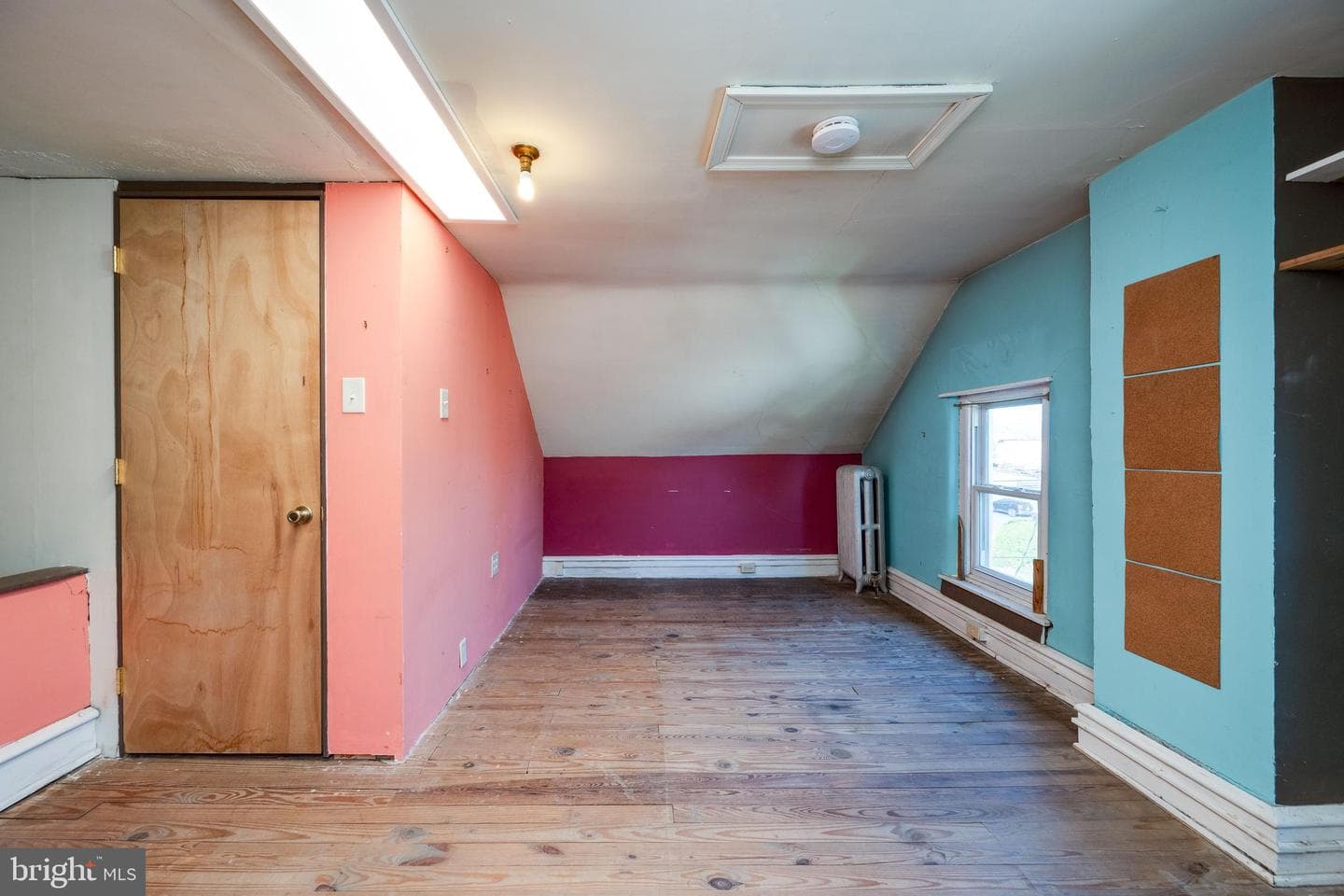591 Dotts Street photo 32